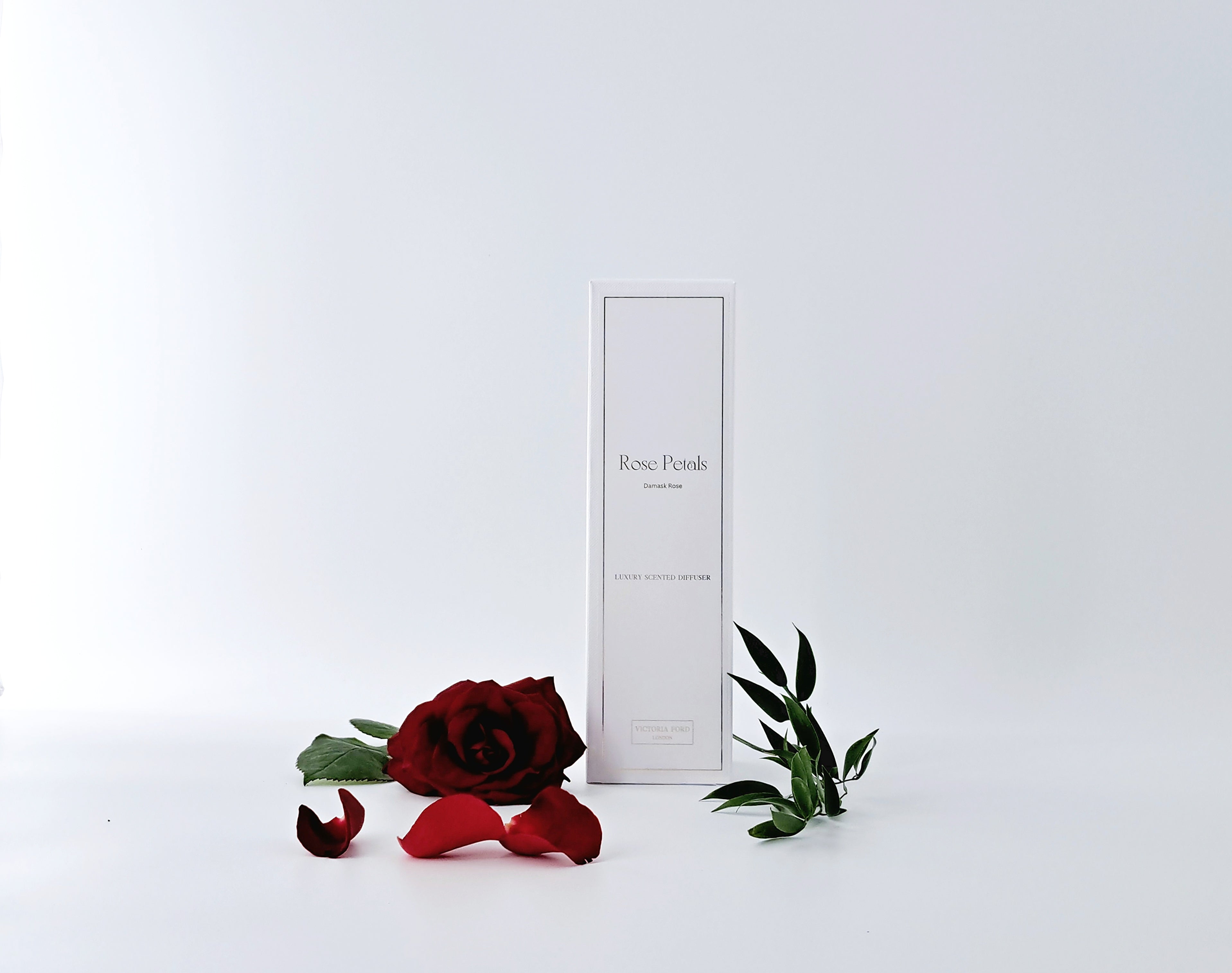 Rose Petals Luxury Scented Reed Diffuser