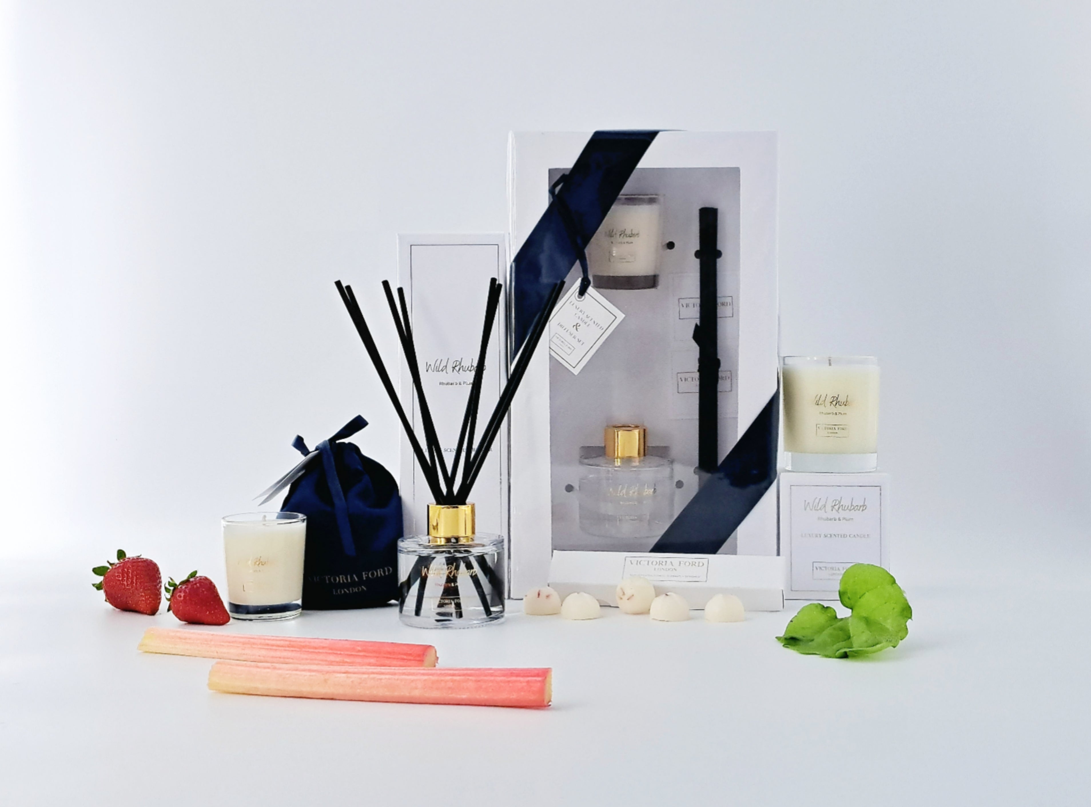 Wild Rhubarb Luxury Scented Reed Diffuser & Candle Set